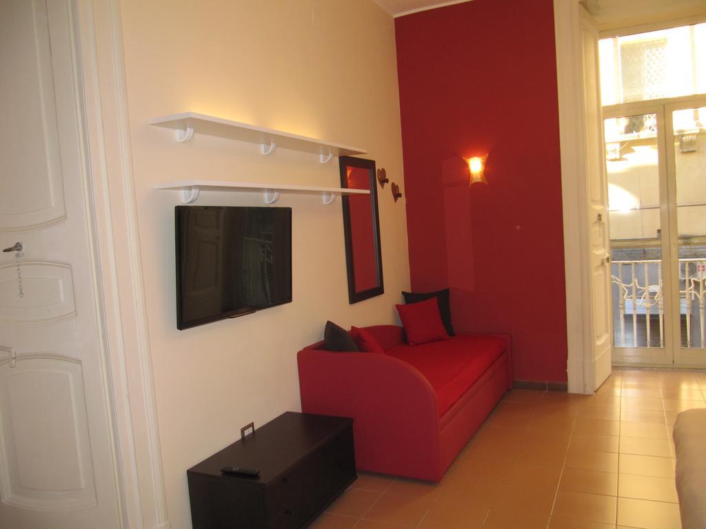 Duomo 89 Bed & Breakfast Napoli Phòng bức ảnh