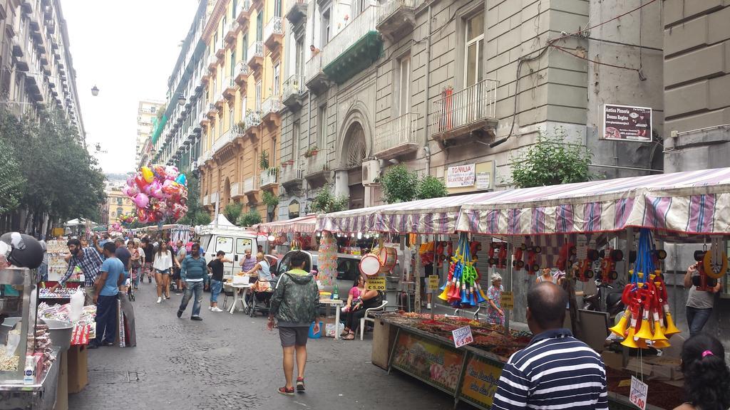 Duomo 89 Bed & Breakfast Napoli Ngoại thất bức ảnh
