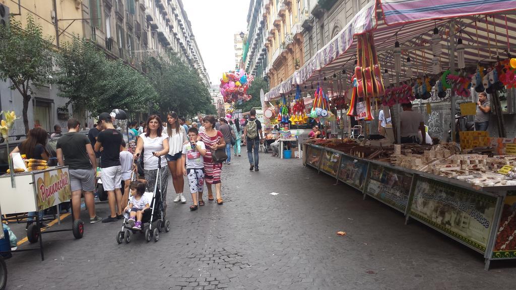 Duomo 89 Bed & Breakfast Napoli Ngoại thất bức ảnh