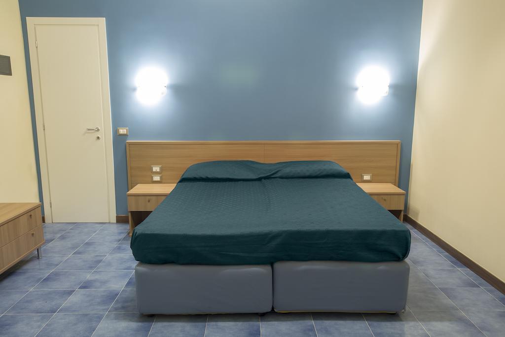 Duomo 89 Bed & Breakfast Napoli Ngoại thất bức ảnh